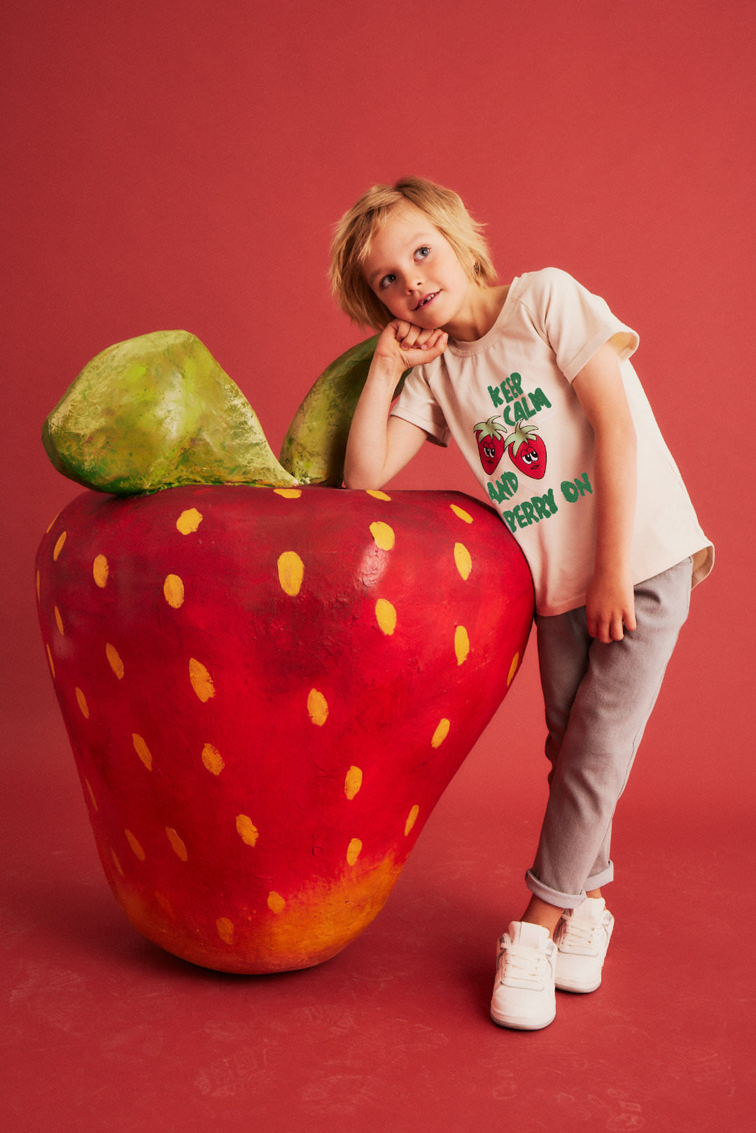 DEAR SOPHIE Strawberry light T-Shirt
