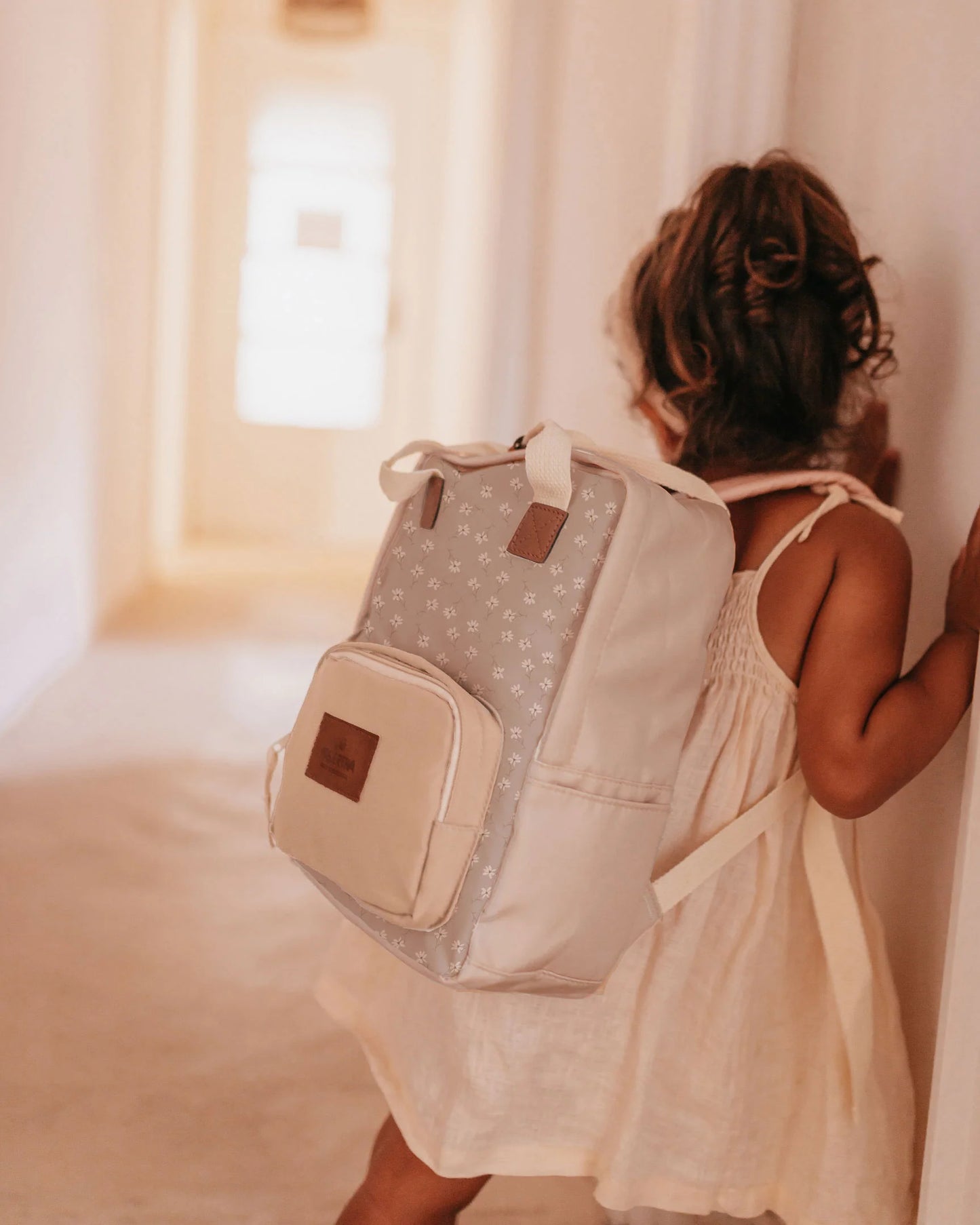 Mrs.Ertha Rucksack Little Daisys
