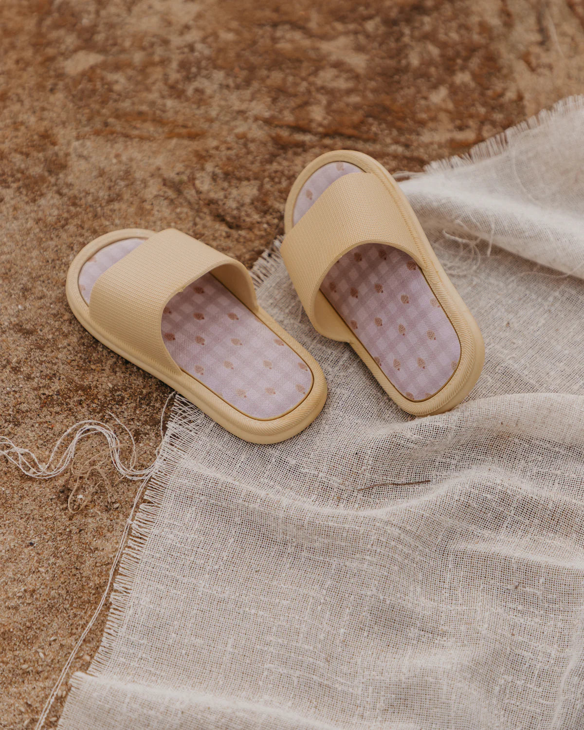 Mrs.Ertha Slippers Latte