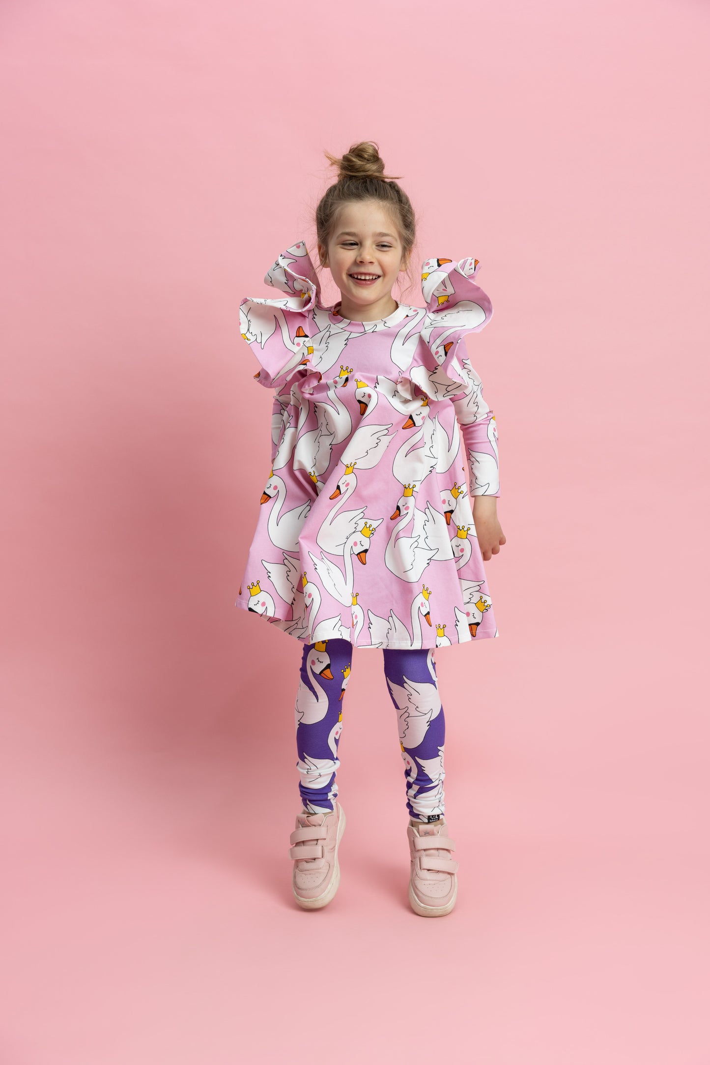 KUKUKID Pompom Kleid Swan in pink