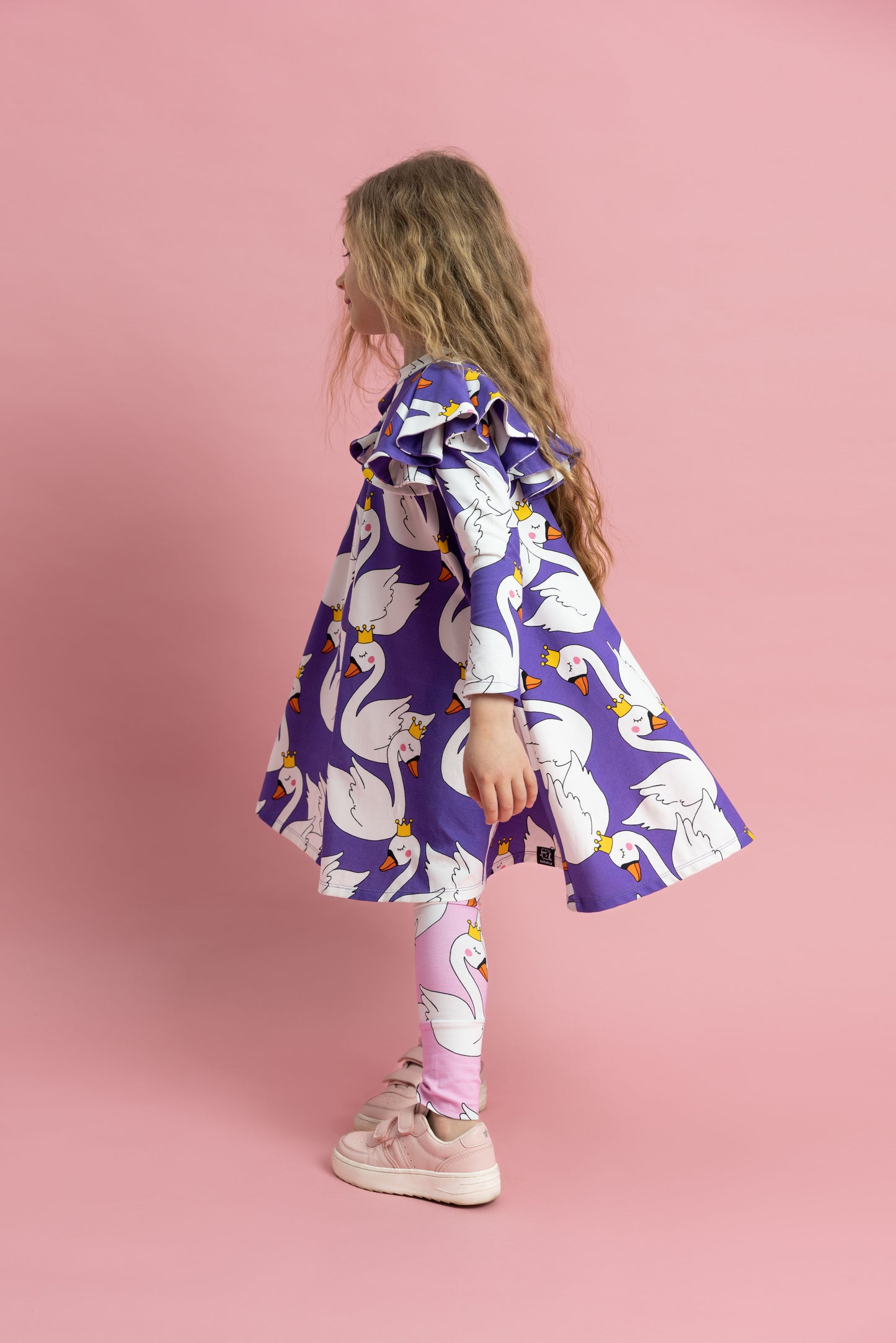 KUKUKID Pompom Kleid Swan violet